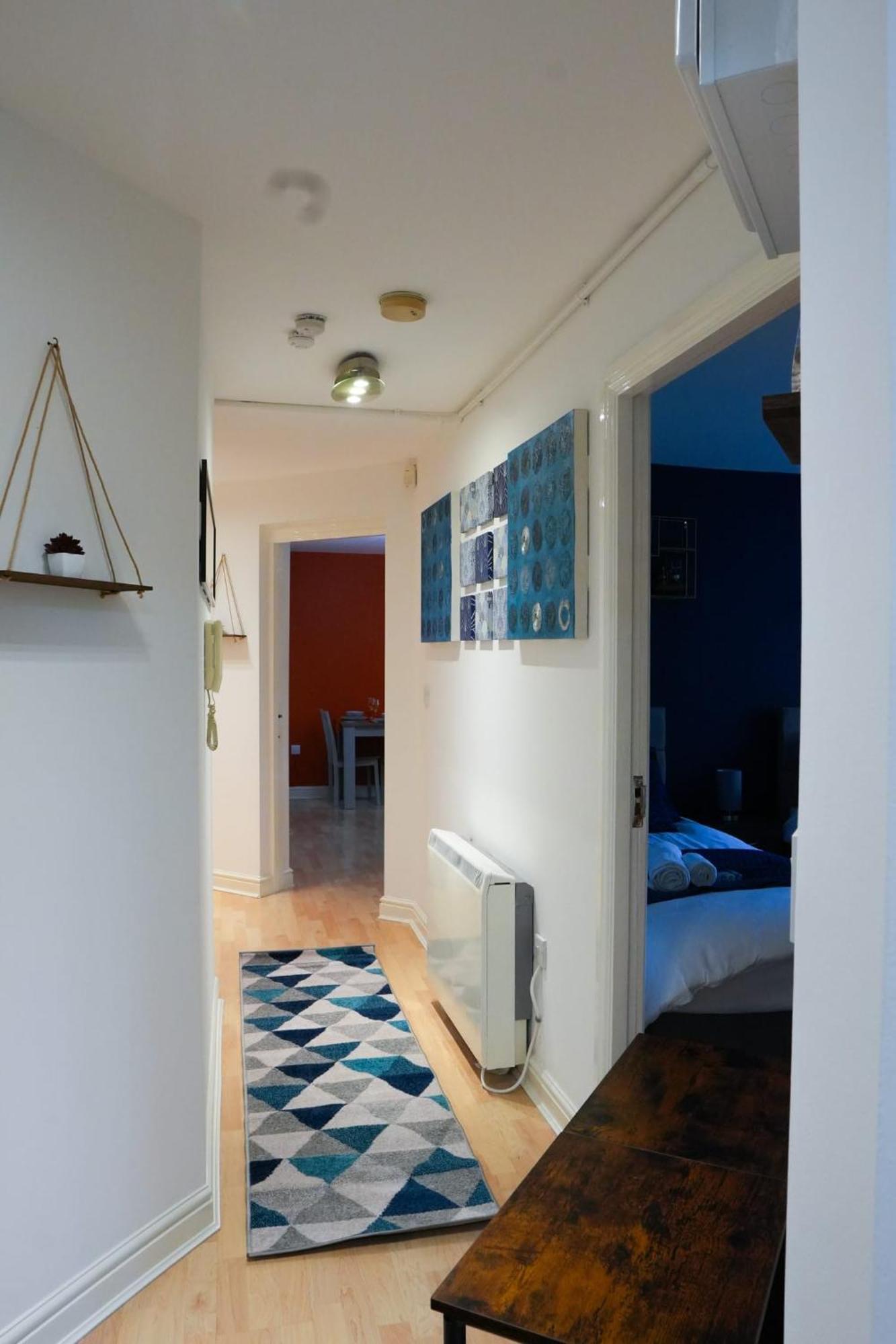 Whole 2-Bed Apartment - Contractors, Professionals, Ulez Free, Free Parking, B'Ham City 10Mins Birmingham Zewnętrze zdjęcie