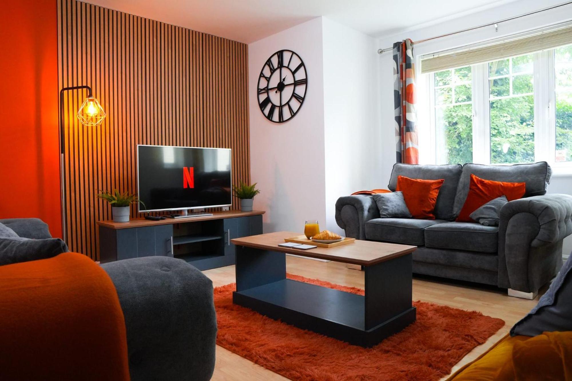 Whole 2-Bed Apartment - Contractors, Professionals, Ulez Free, Free Parking, B'Ham City 10Mins Birmingham Zewnętrze zdjęcie
