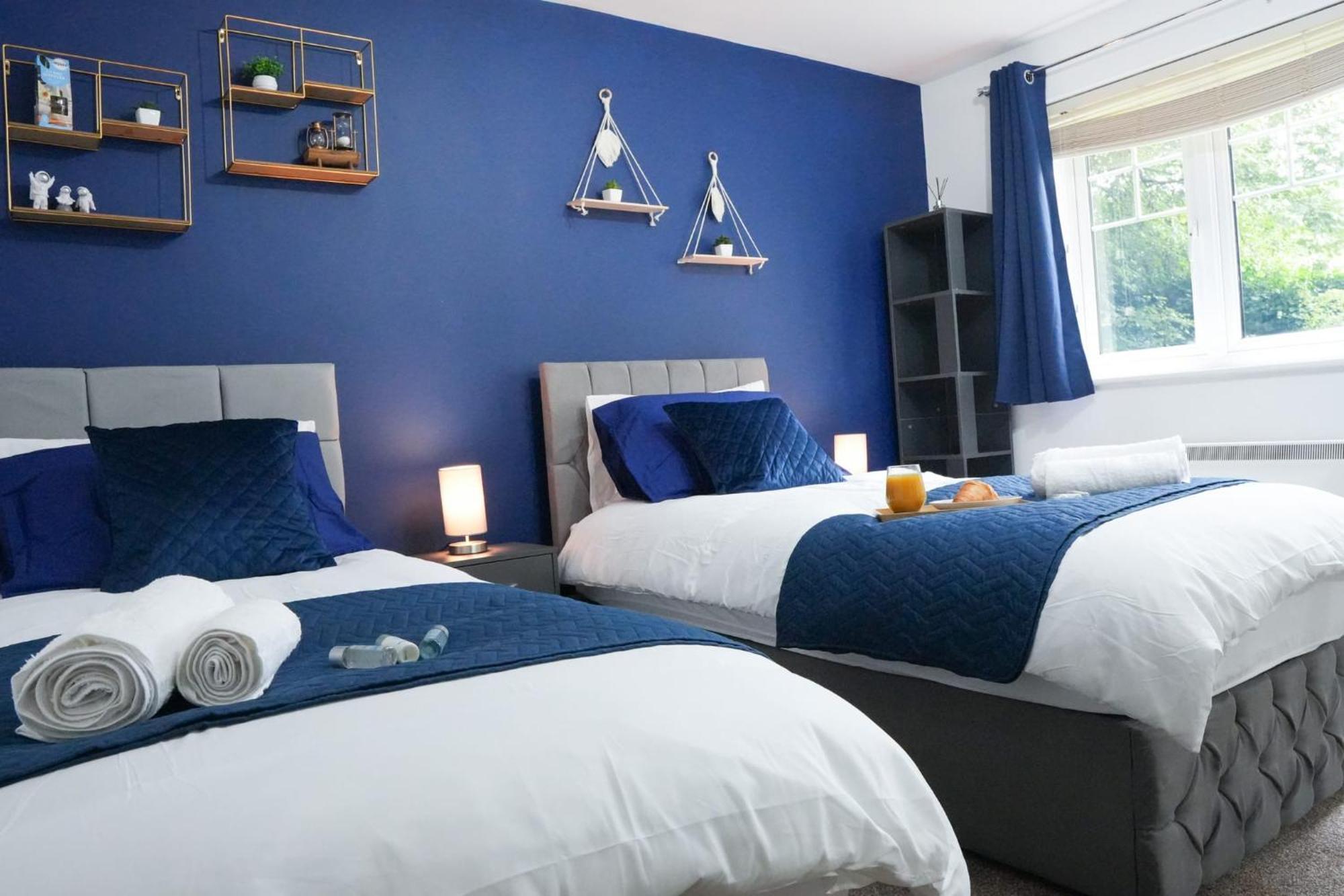 Whole 2-Bed Apartment - Contractors, Professionals, Ulez Free, Free Parking, B'Ham City 10Mins Birmingham Zewnętrze zdjęcie
